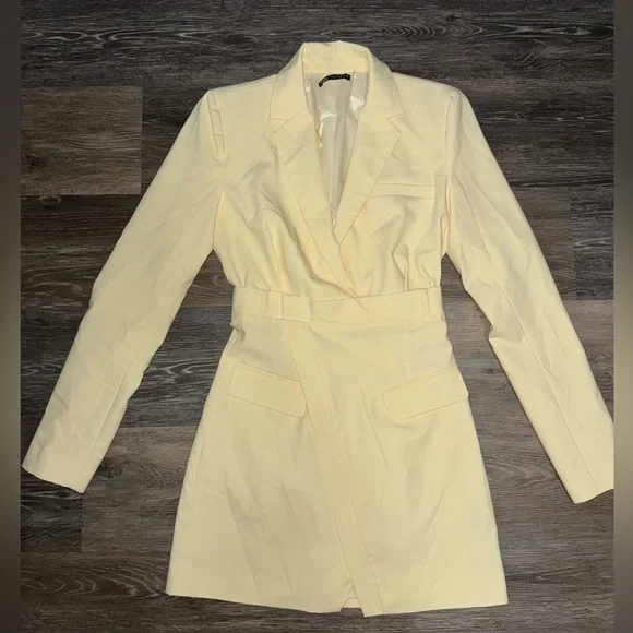 SOLD ON D💥 - Picture 2 of 7